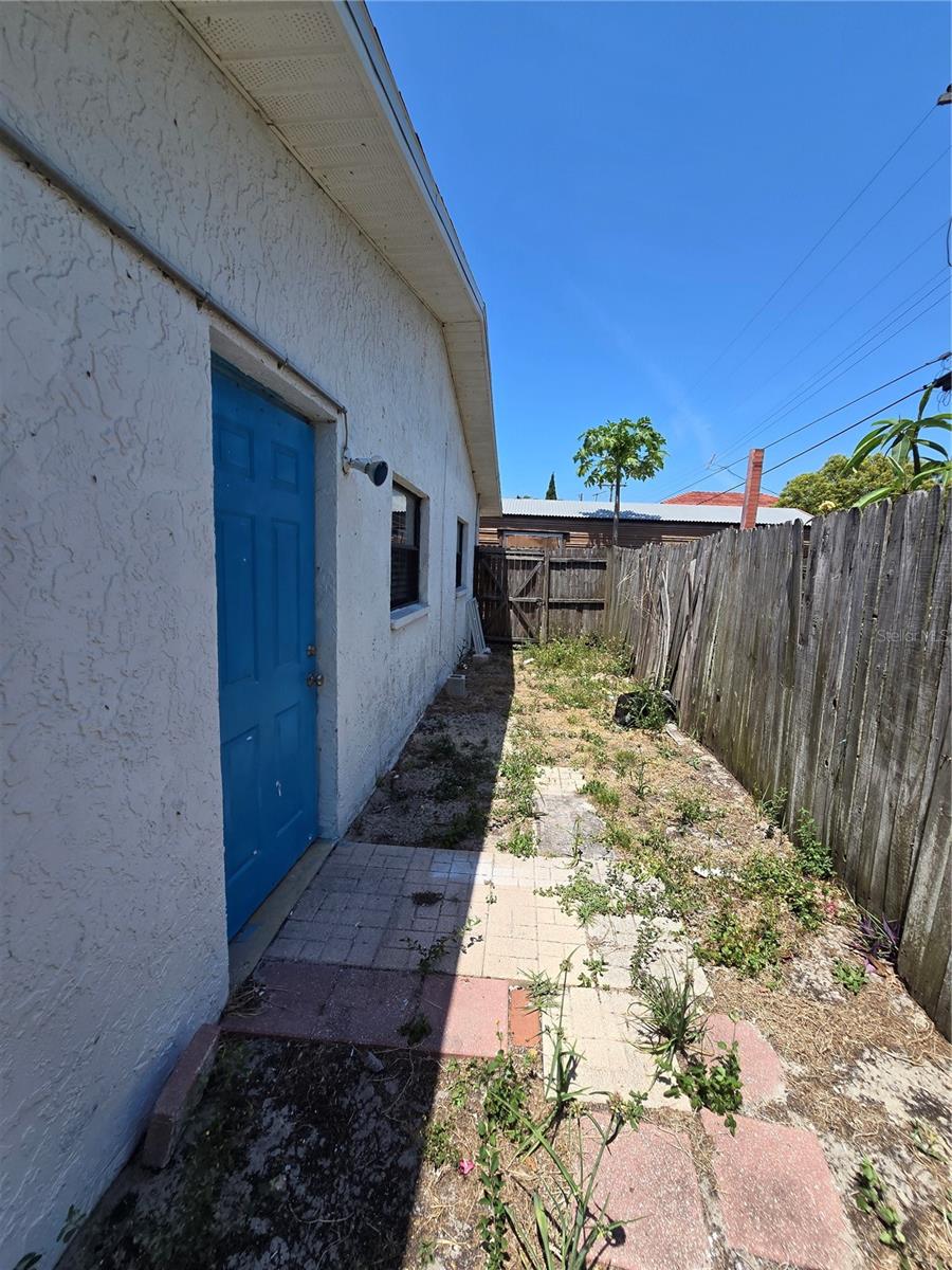 TAMPA TARPON SPGS LAND CO - Residential