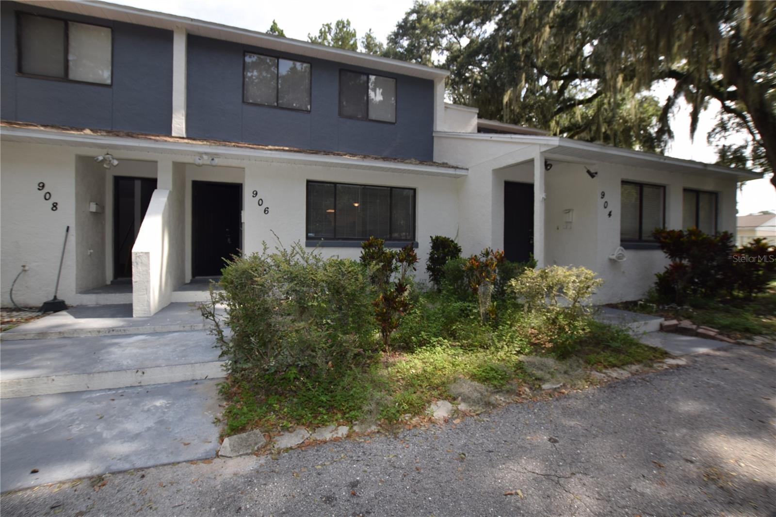 Photo 1 of 26 — 906 SUMTER STREET, LEESBURG, FL 34748