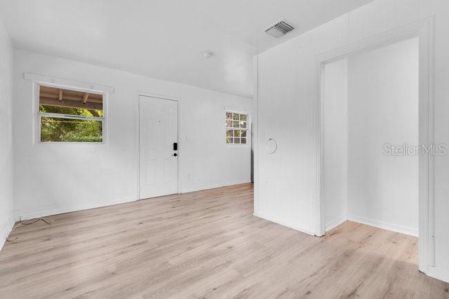 WEST ORLANDO - Residential Income