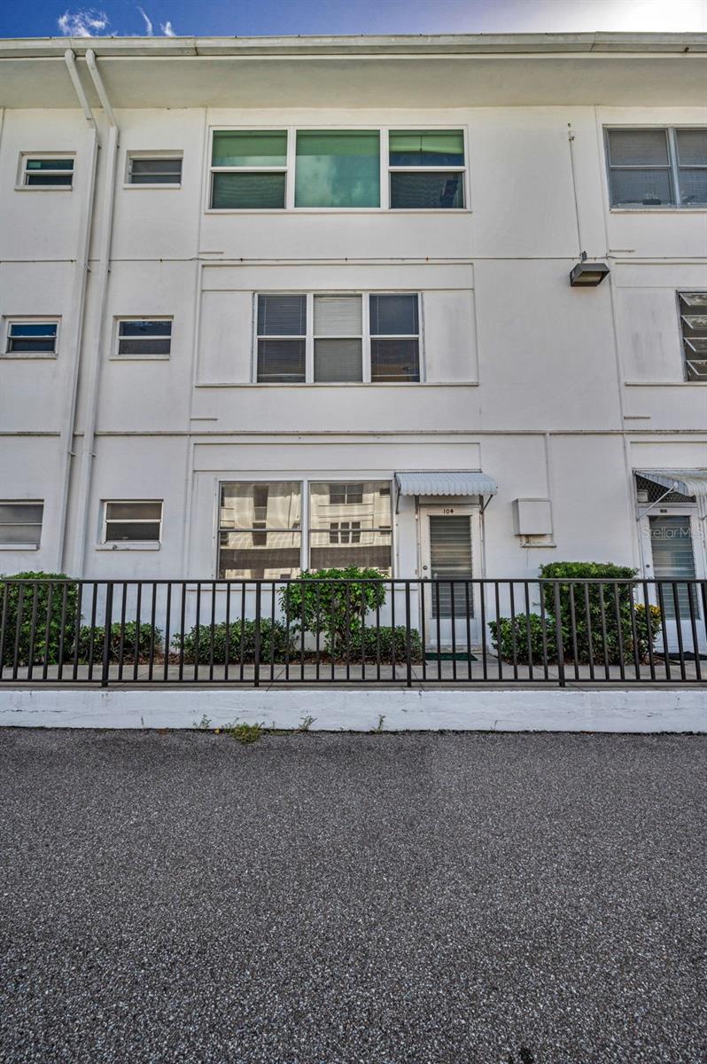 DISSTON ARMS APTS CONDO - Residential