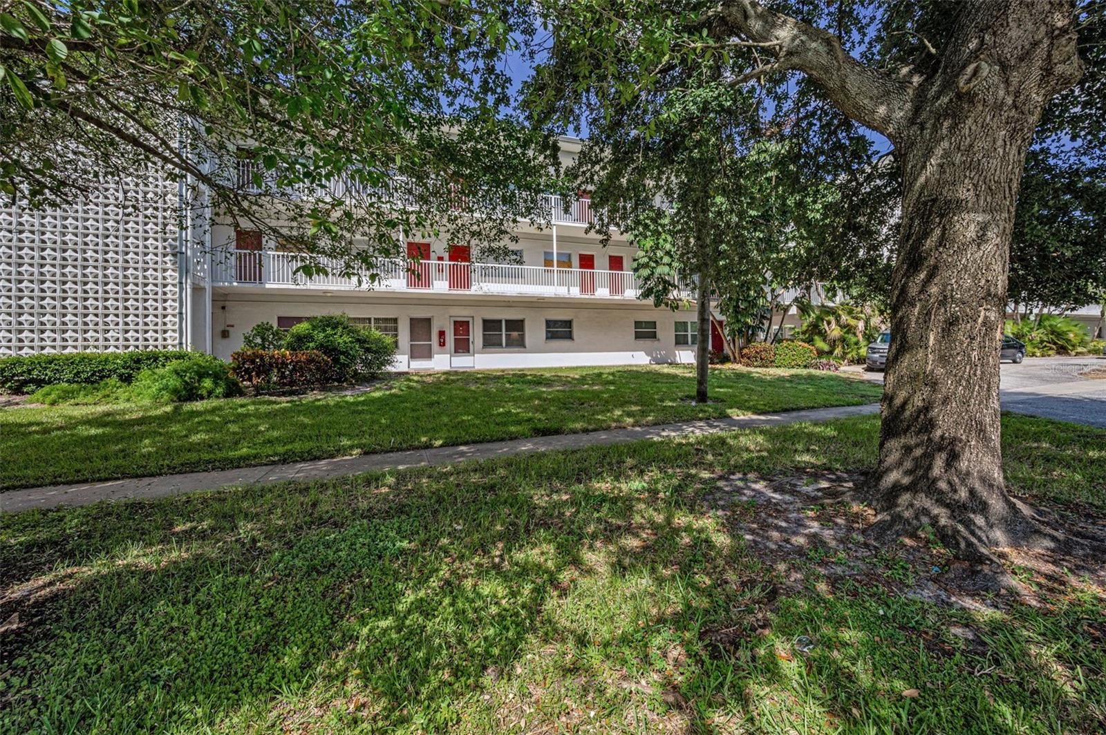 DISSTON ARMS APTS CONDO - Residential