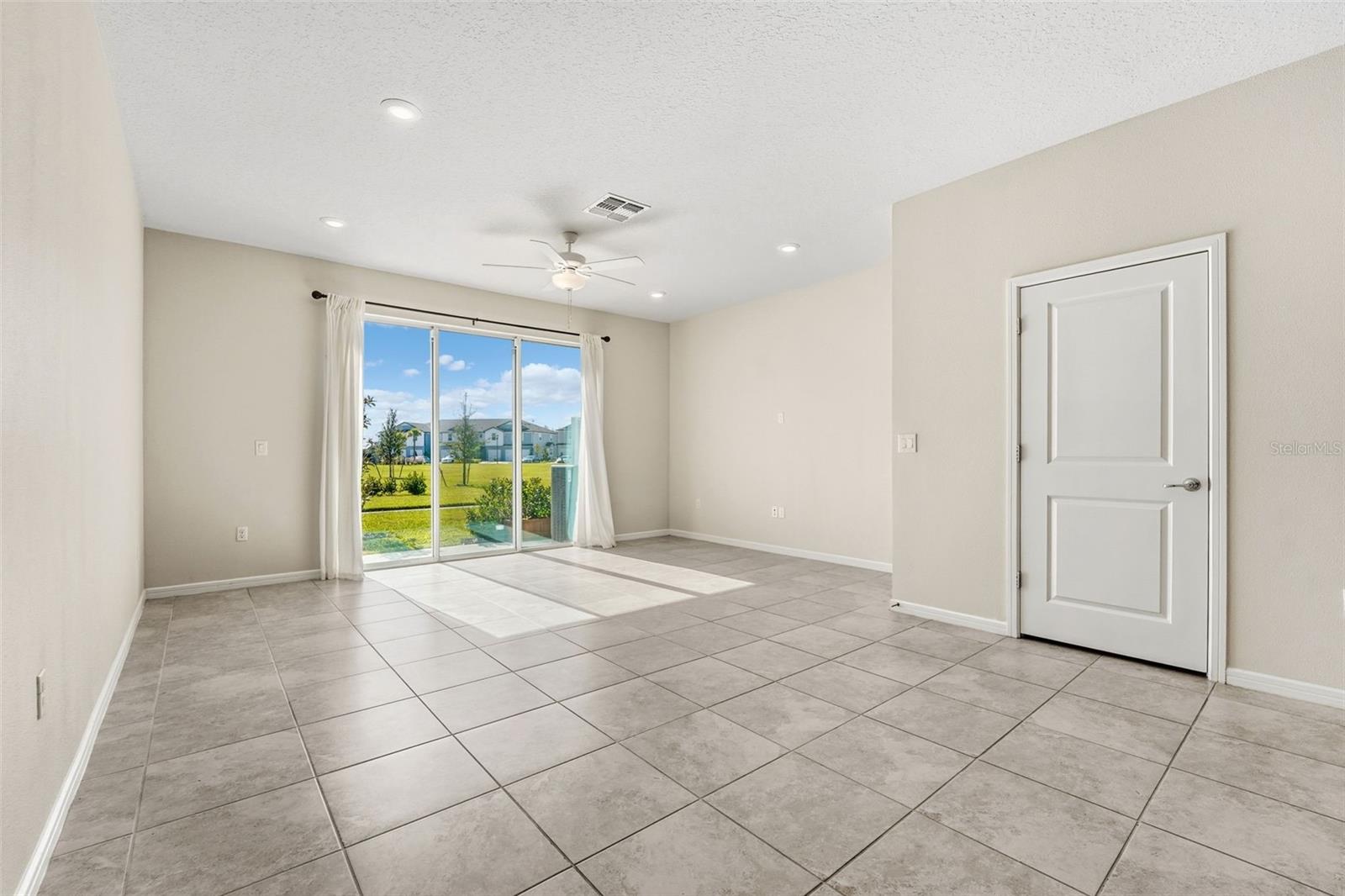 CHAPEL XING PRCL 5 - Residential Lease