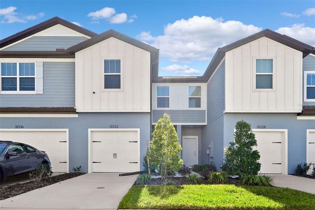 Photo of 31332 Amberview Bend, Wesley Chapel, FL 33545 (MLS # TB8452149)