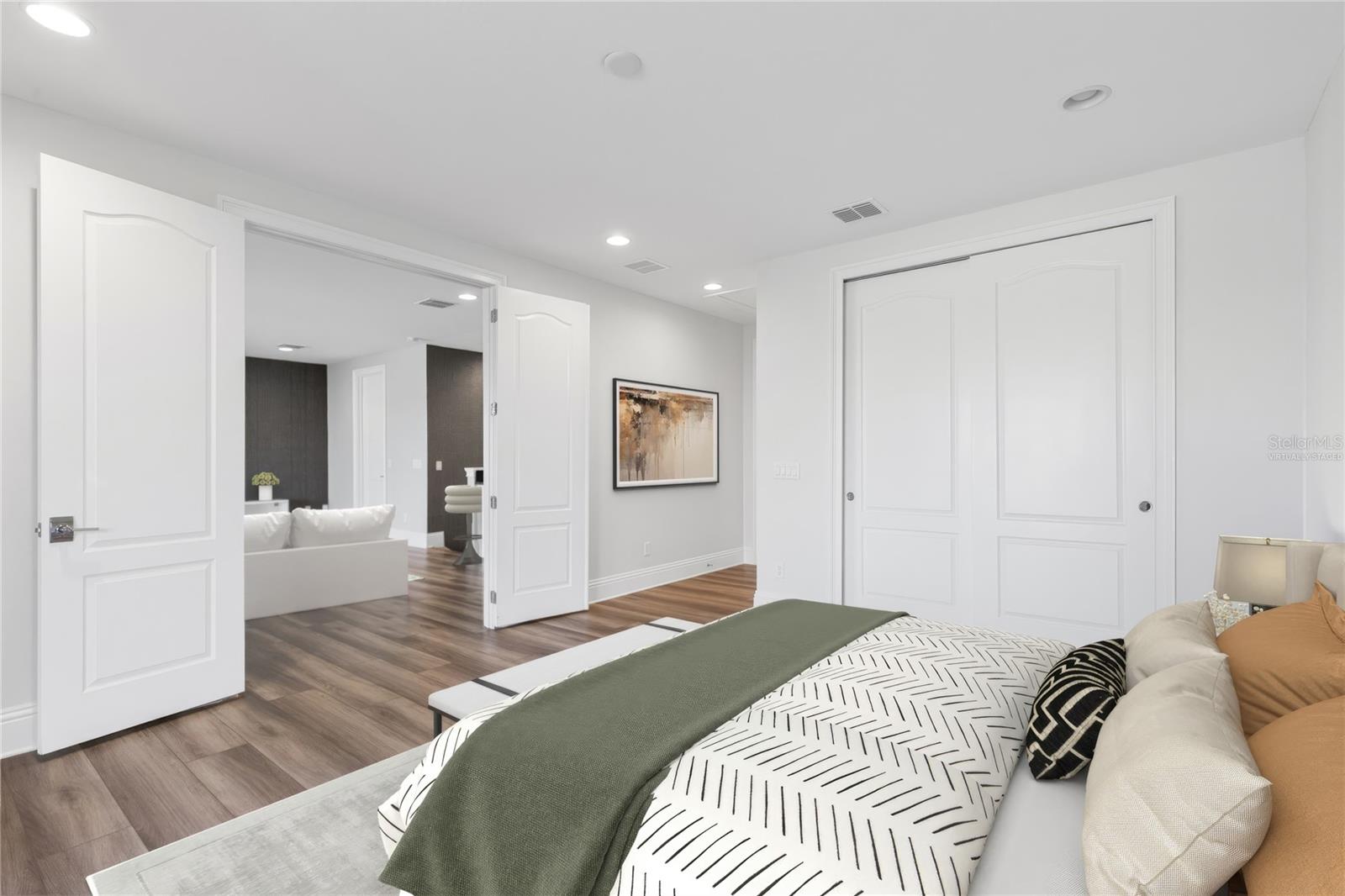 EAGLE CREEK - Residential