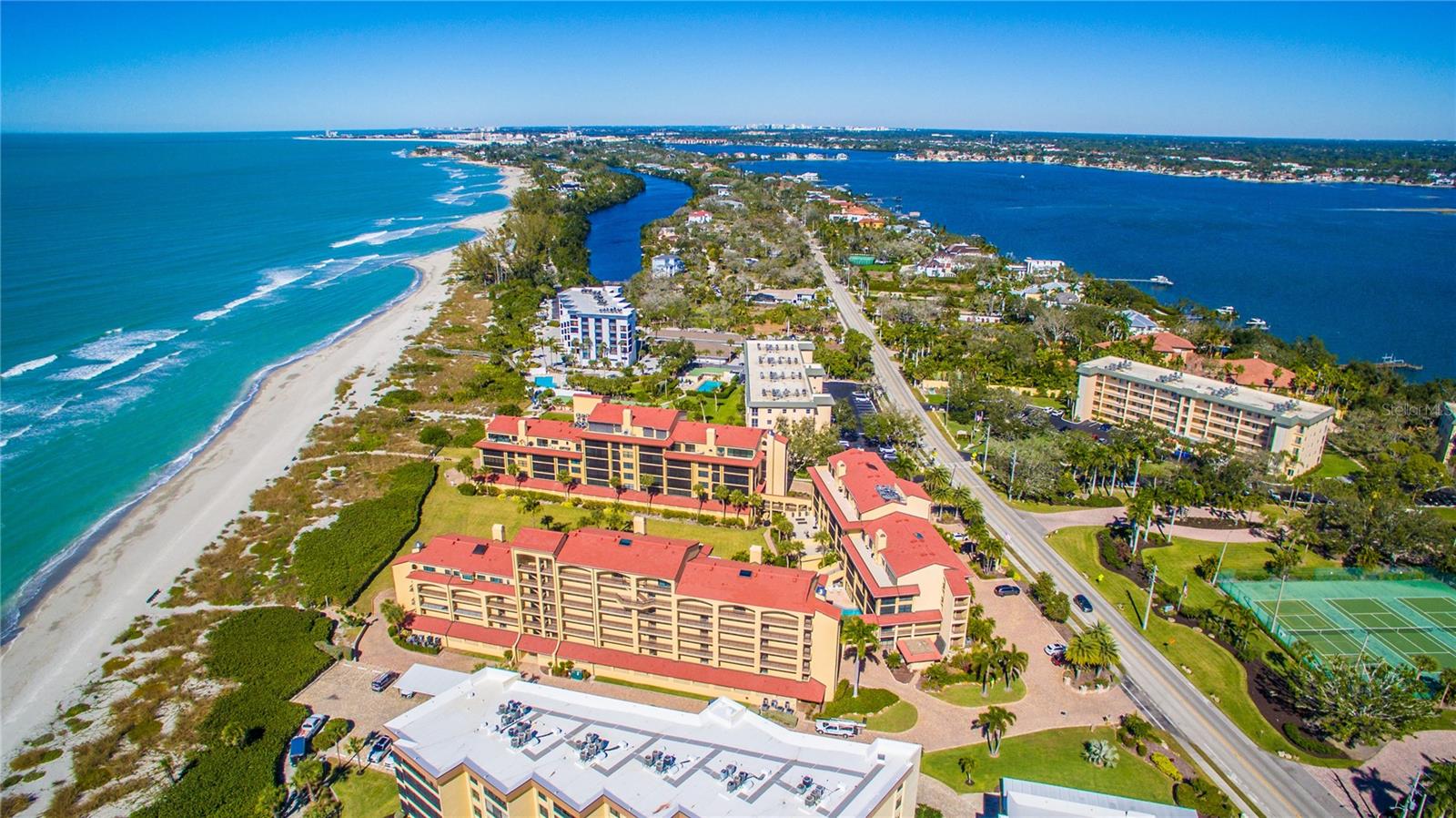 TORTUGA BEACH - Residential