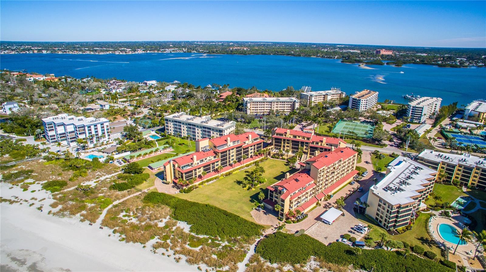 TORTUGA BEACH - Residential