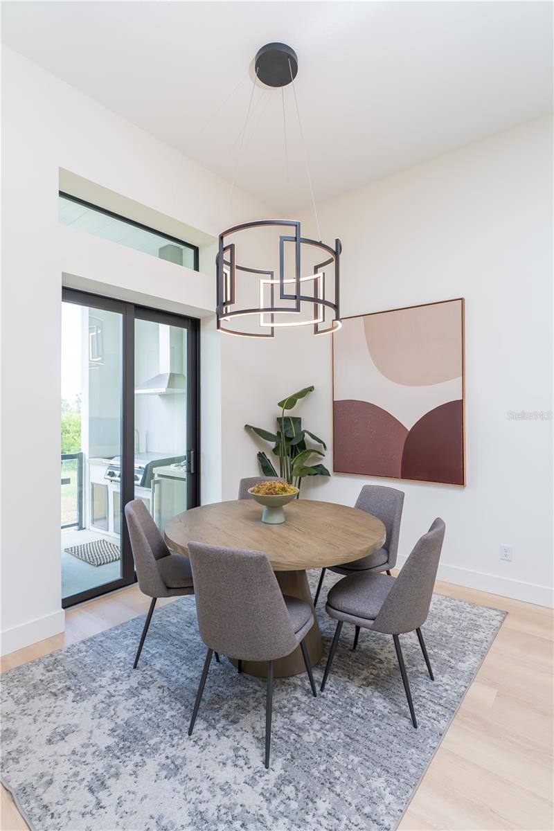 APOLLO BEACH UNIT SIX - Residential