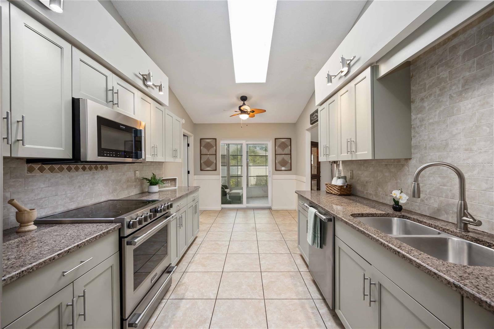 INDIAN SPRINGS - Residential