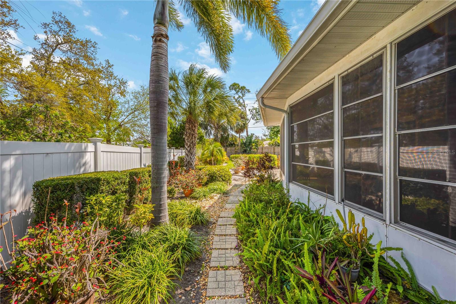 INDIAN SPRINGS - Residential