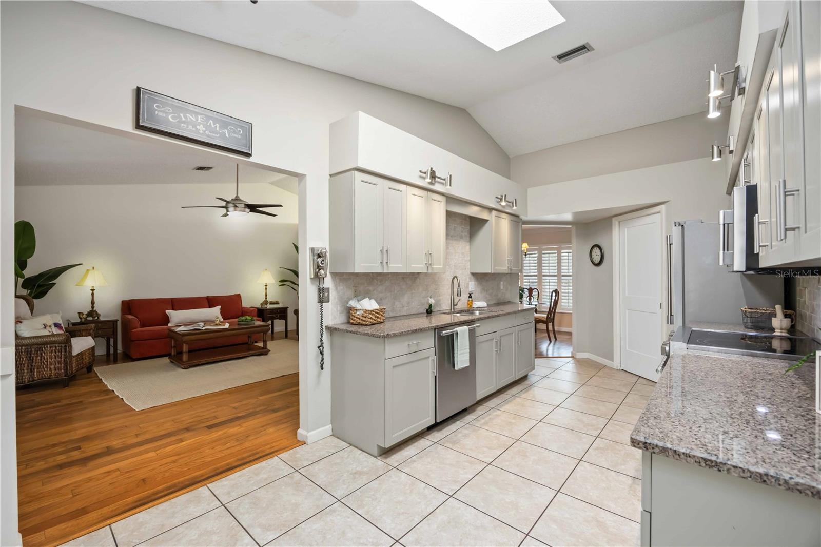 INDIAN SPRINGS - Residential