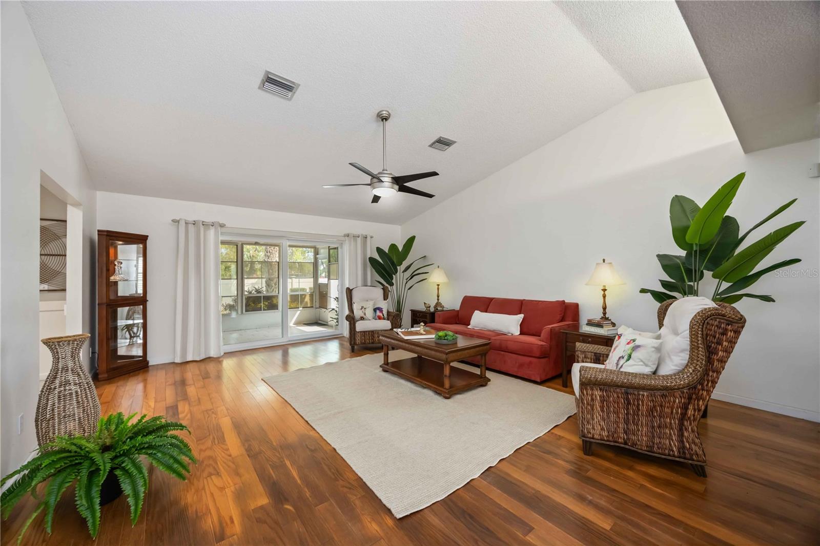 INDIAN SPRINGS - Residential