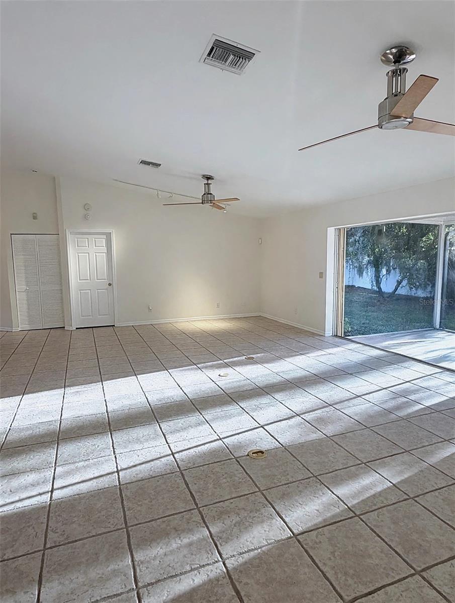 131 49TH COURT E