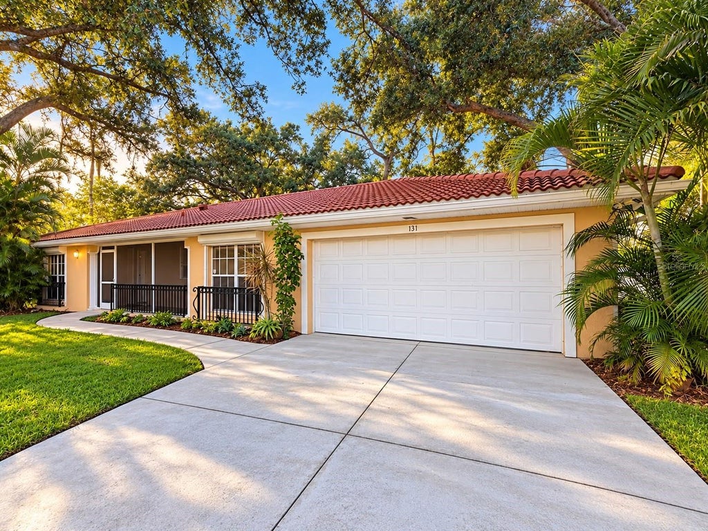 Photo of 131 49th Court E, Palmetto, FL 34221 (MLS # TB8559132)