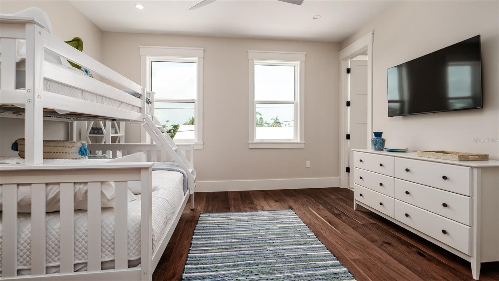 KEY ROYALE 11TH ADD - Residential