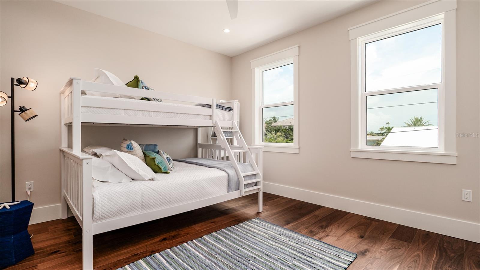 KEY ROYALE 11TH ADD - Residential