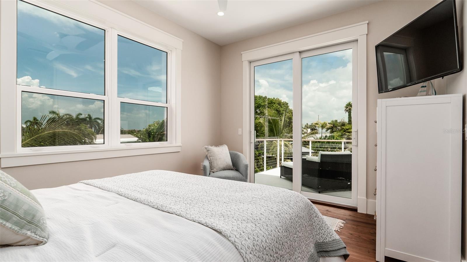 KEY ROYALE 11TH ADD - Residential