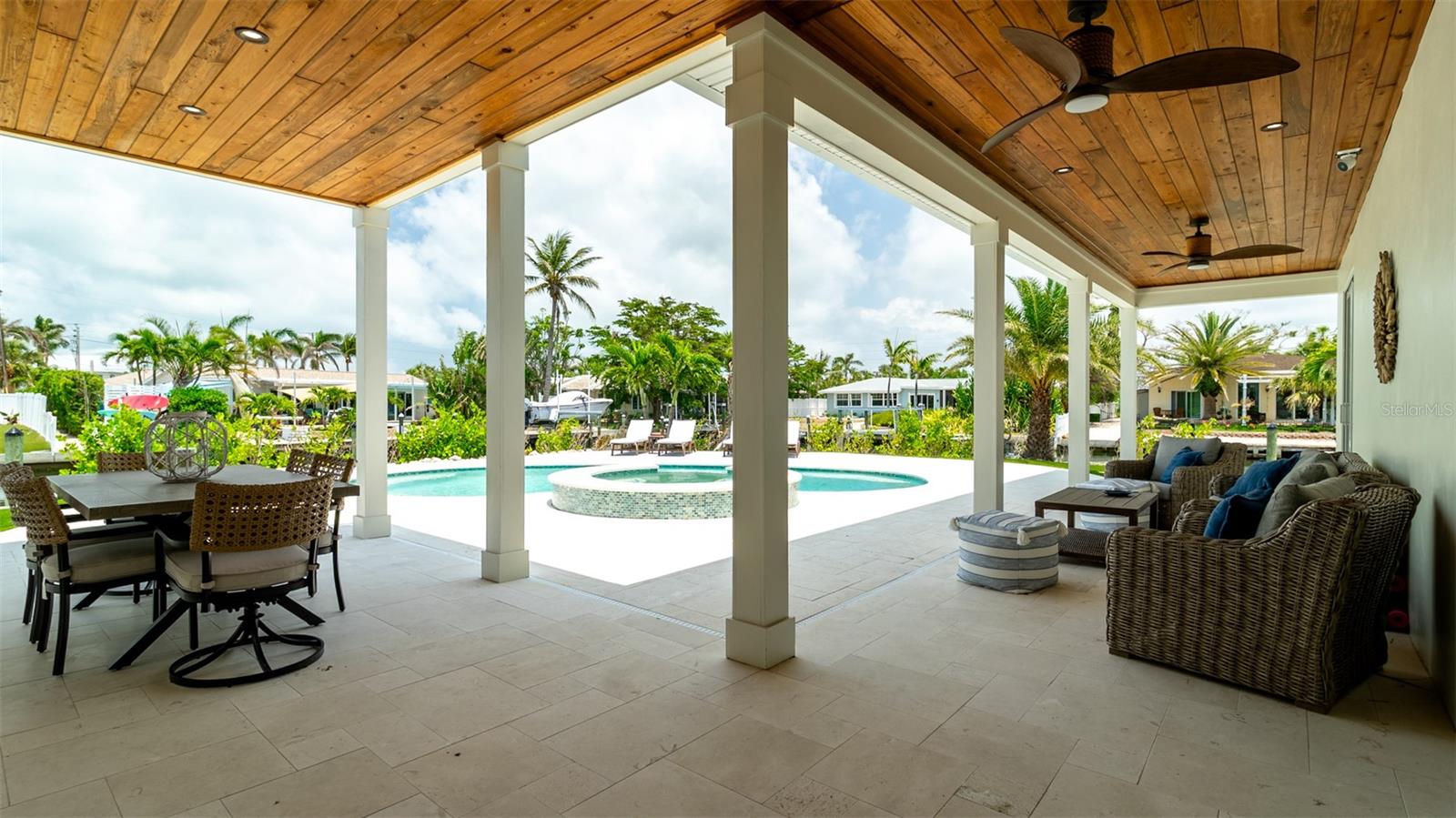 KEY ROYALE 11TH ADD - Residential