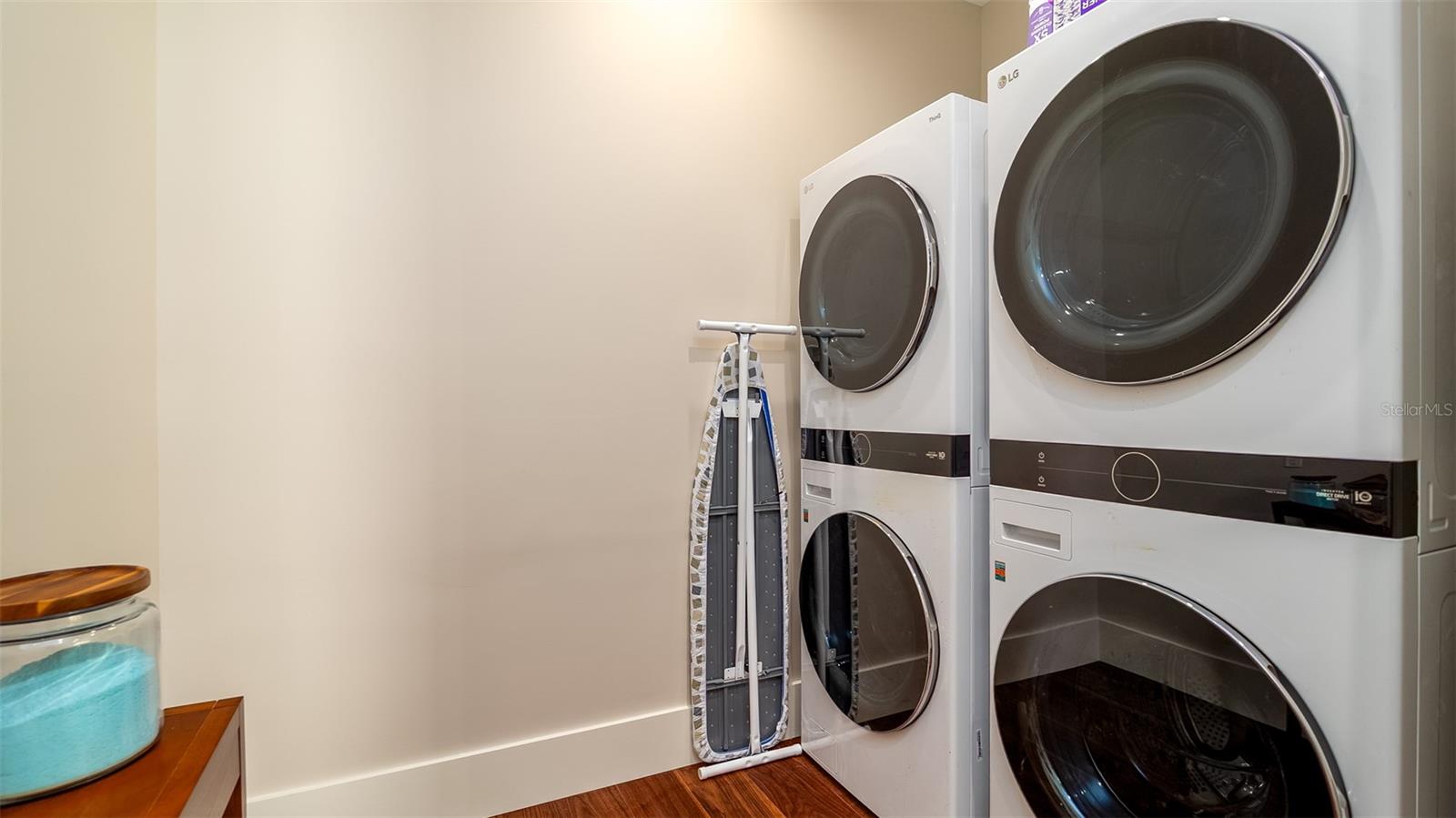 KEY ROYALE 11TH ADD - Residential