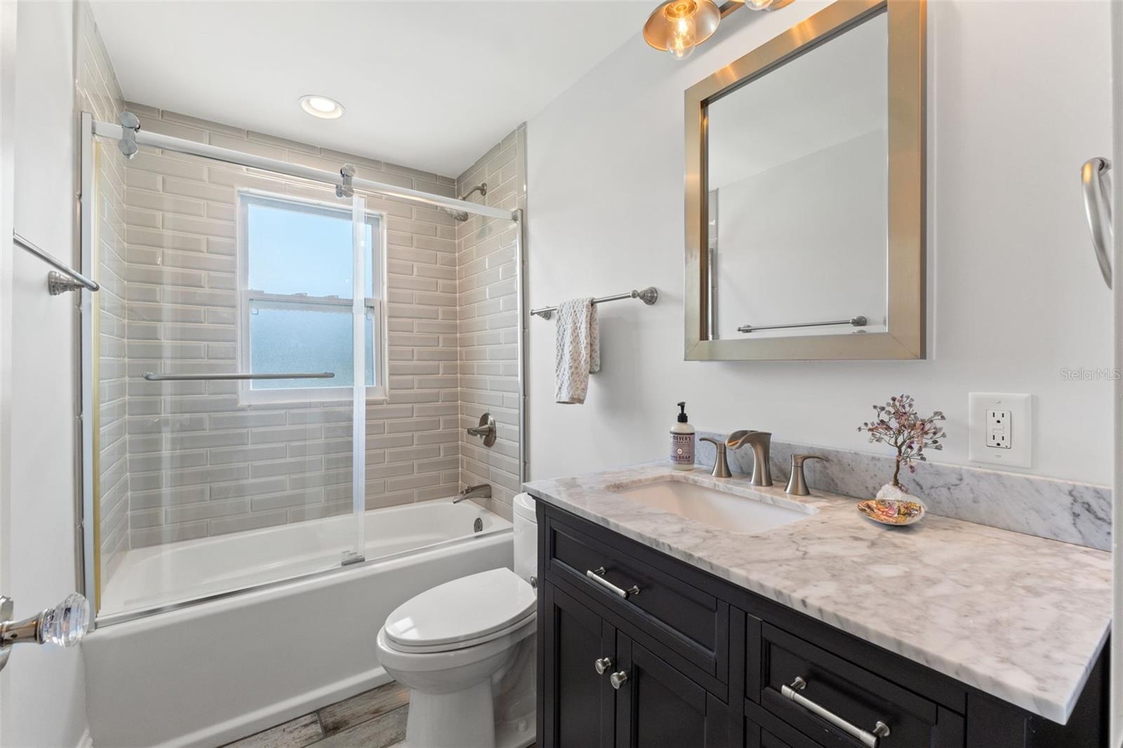 BROADWAY ADD - Residential