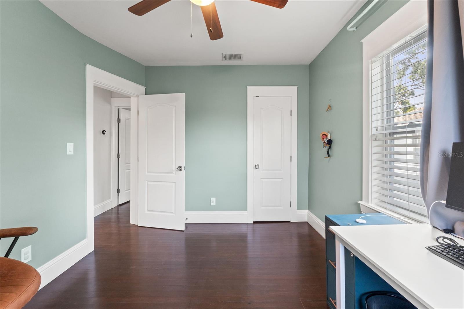 BROADWAY ADD - Residential