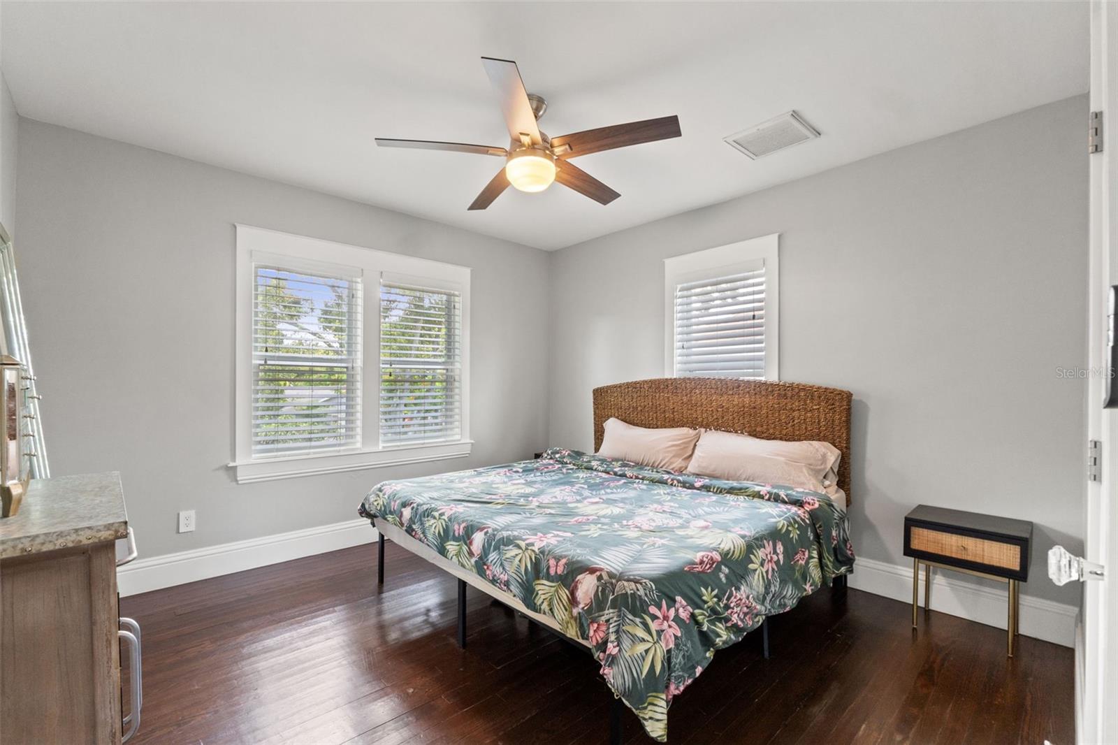 BROADWAY ADD - Residential