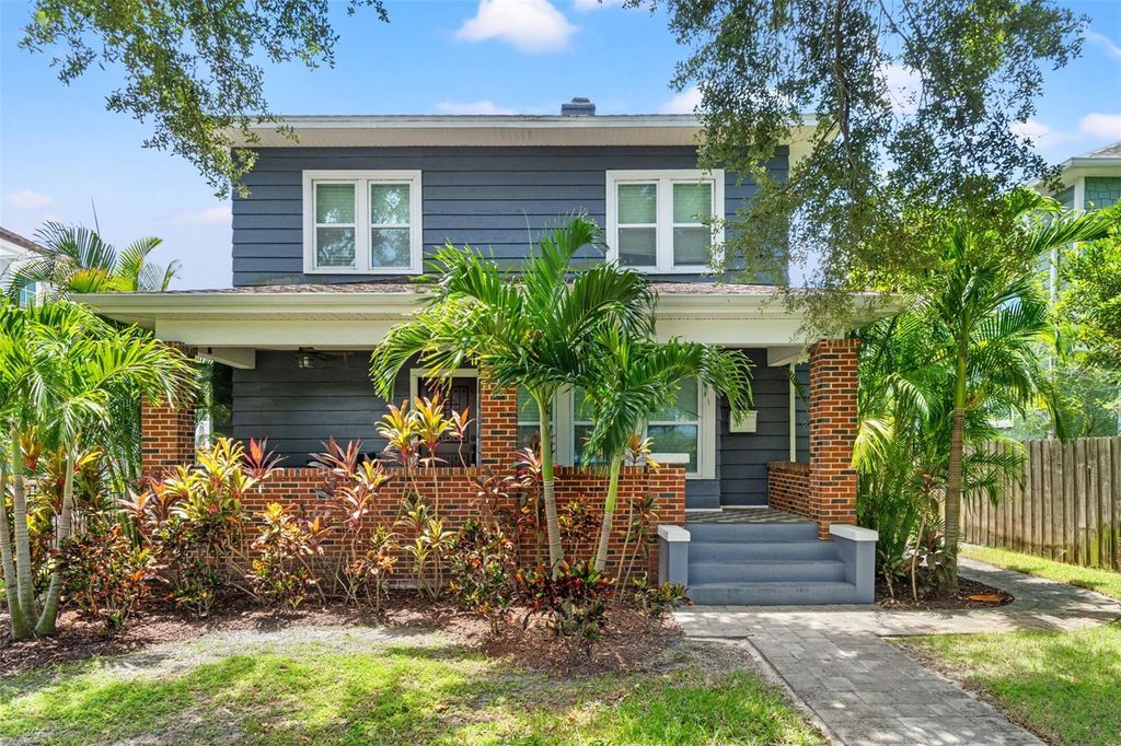 Photo of 1170 24th Avenue N, St Petersburg, FL 33704 (MLS # TB8466451)