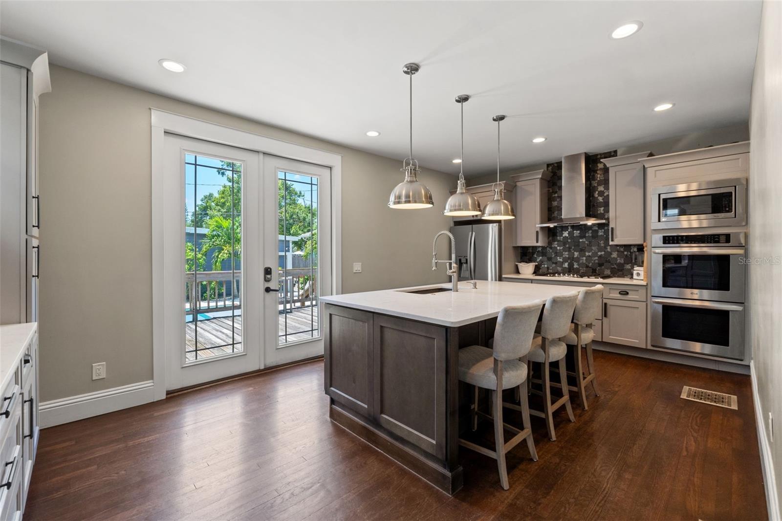 BROADWAY ADD - Residential