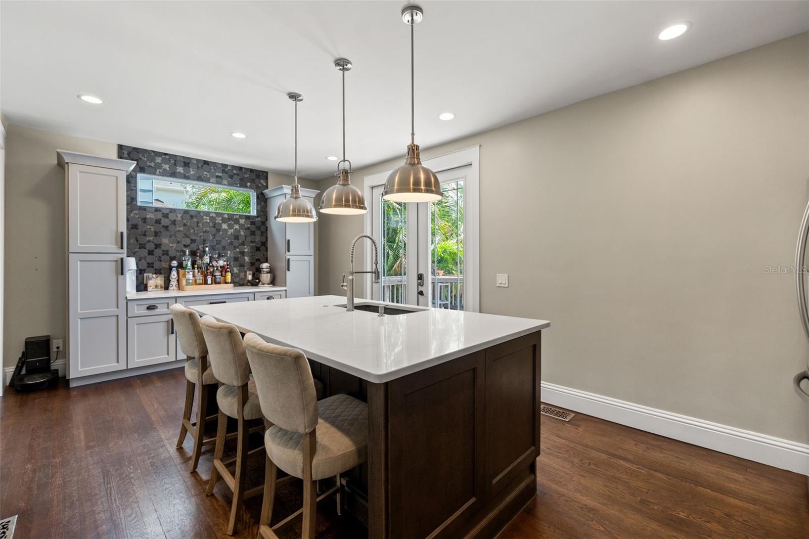 BROADWAY ADD - Residential