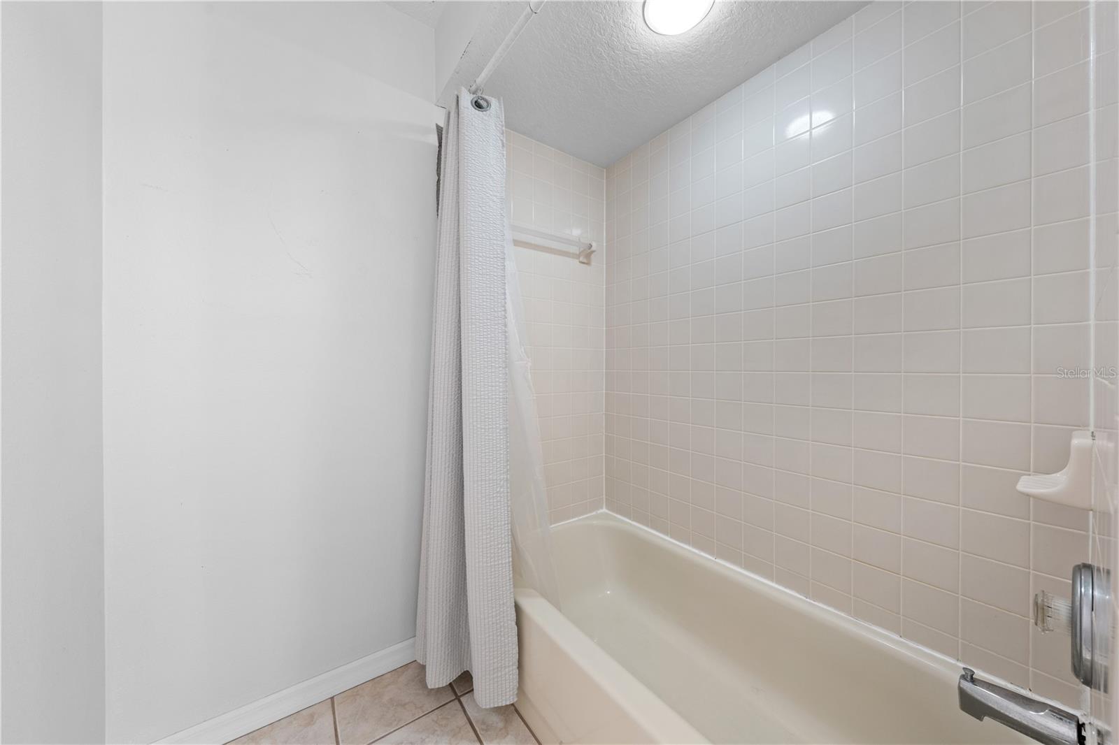 CANOE CREEK LAKES UNIT 7 - Residential