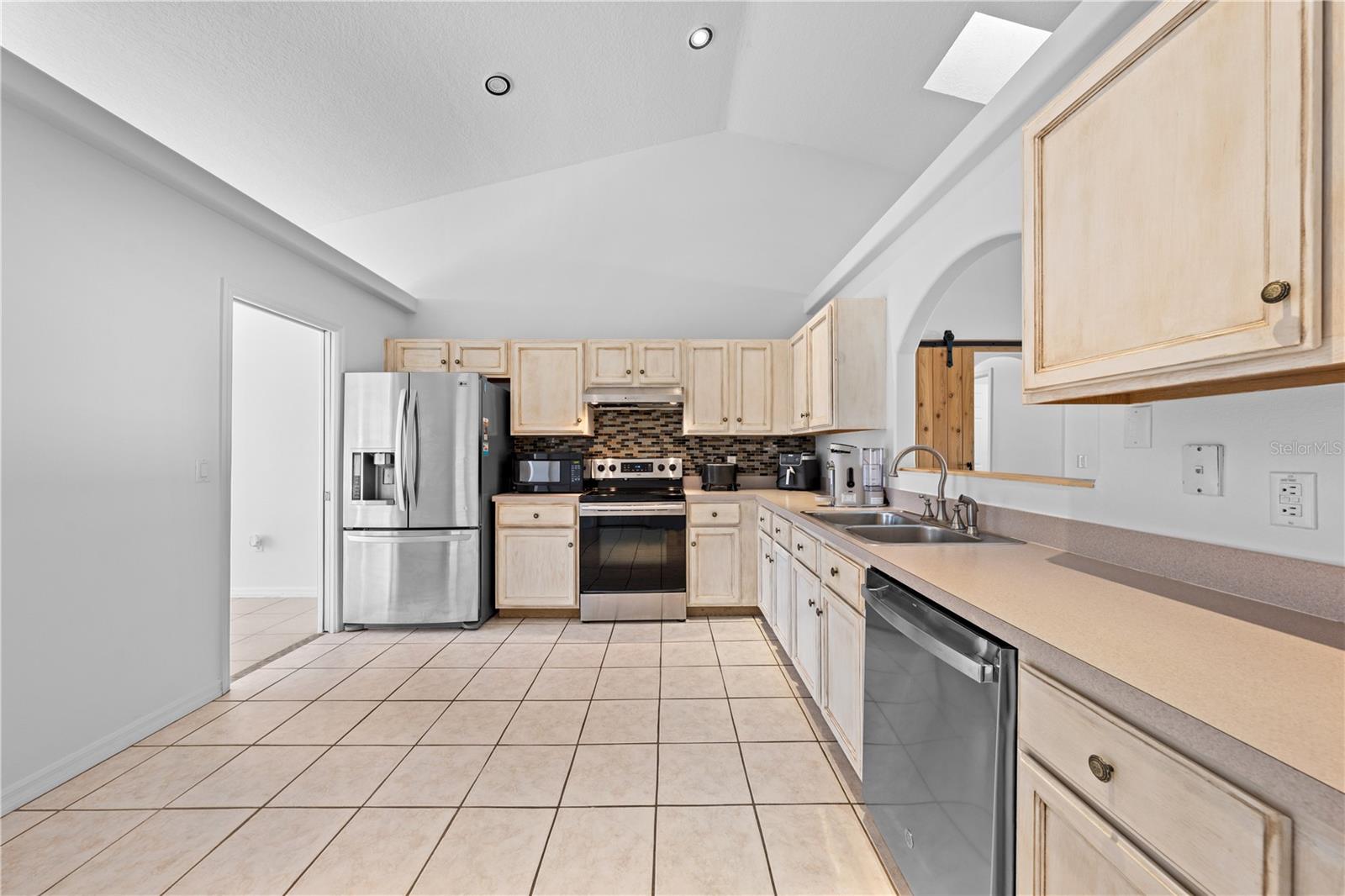 CANOE CREEK LAKES UNIT 7 - Residential