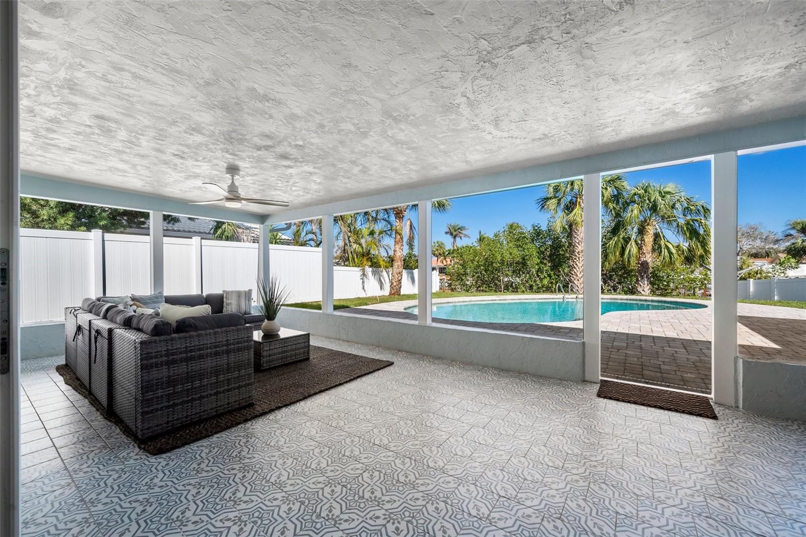 BROADWATER UNIT 2 - Residential