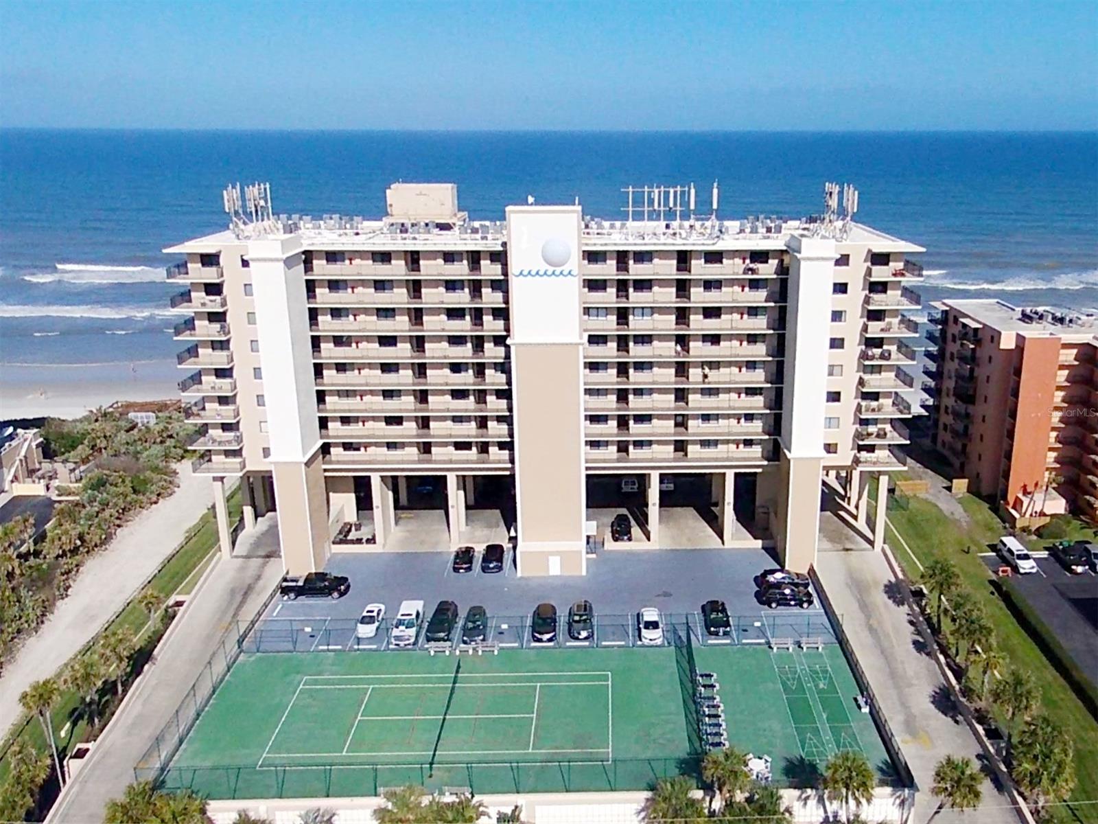 Moontide Condo - Residential