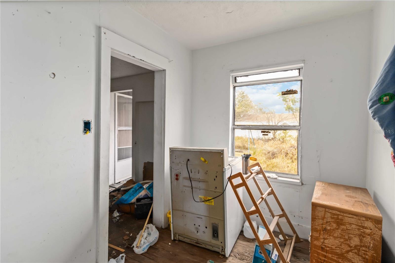 EDGEWATER PARK - Residential