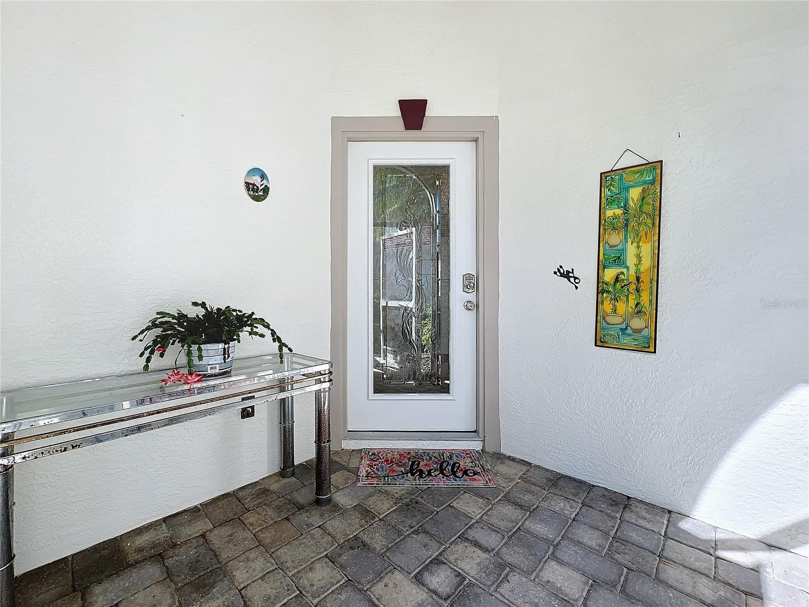 7156 MELROSE PLACE