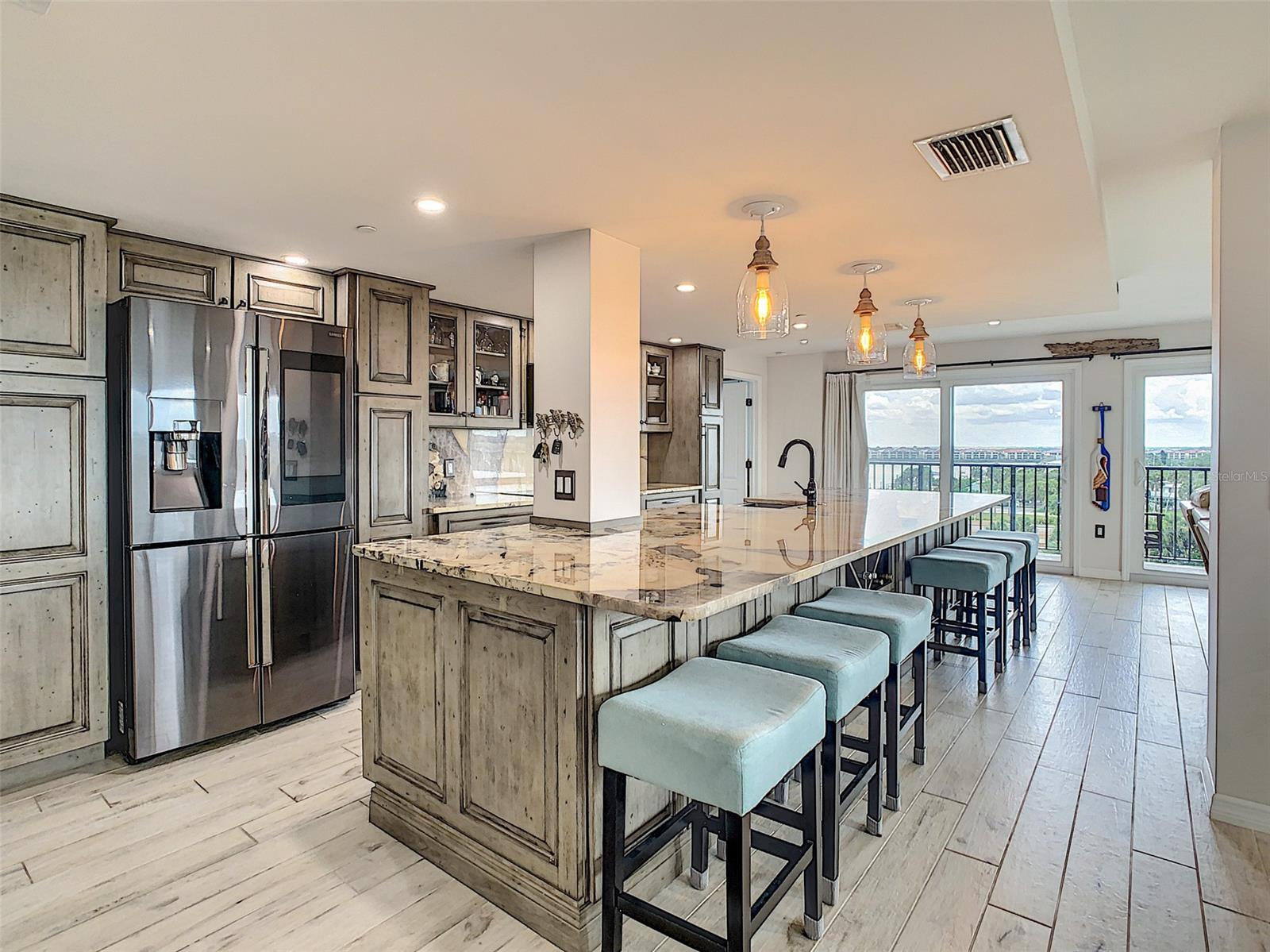 Diamond Head Point Condo - Residential