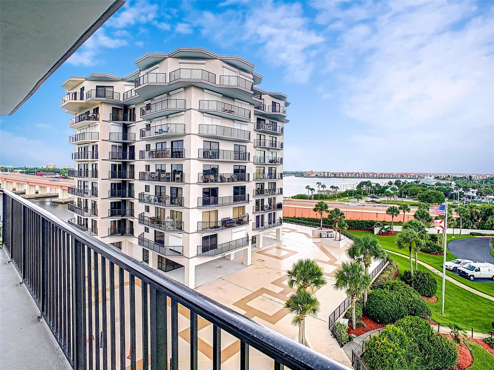 Diamond Head Point Condo - Residential