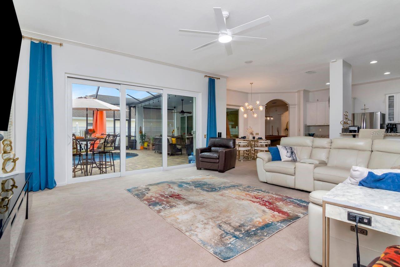 LEXINGTON OAKS VILLAGE 8 9 - Residential