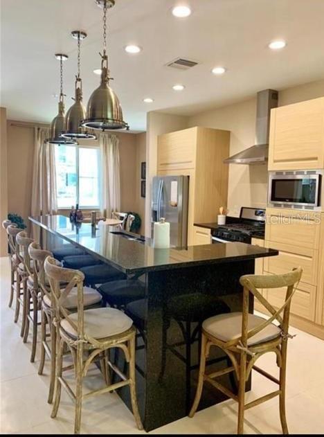 7657 RECIFE DRIVE
