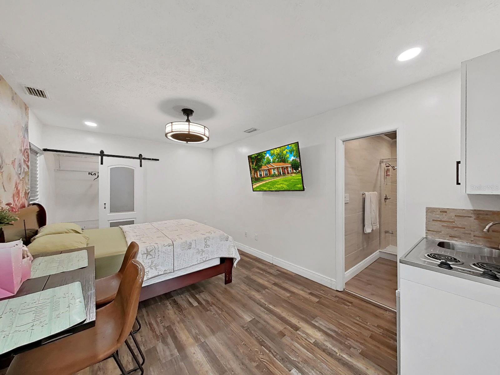 UNPLATTED - Residential