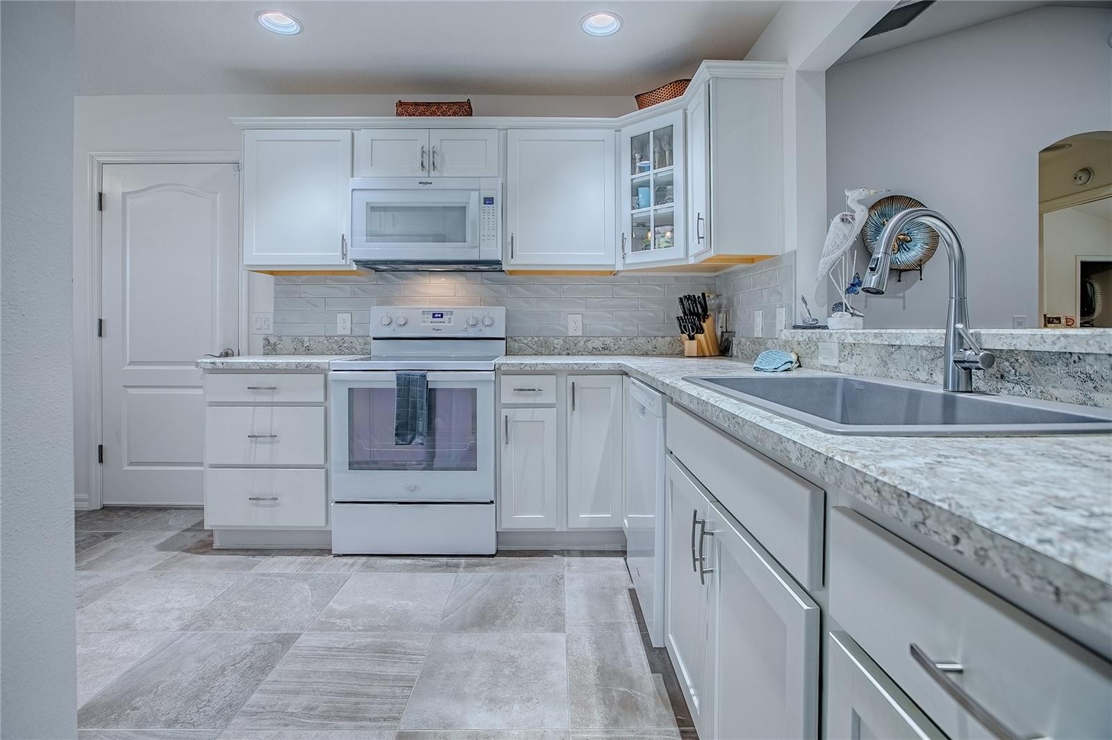 OXFORD OAKS PH 2 UN #833 - Residential