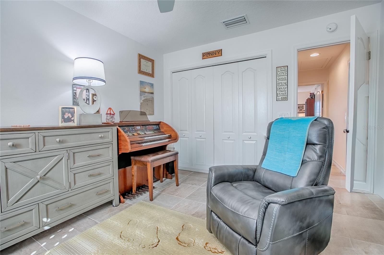 OXFORD OAKS PH 2 UN #833 - Residential