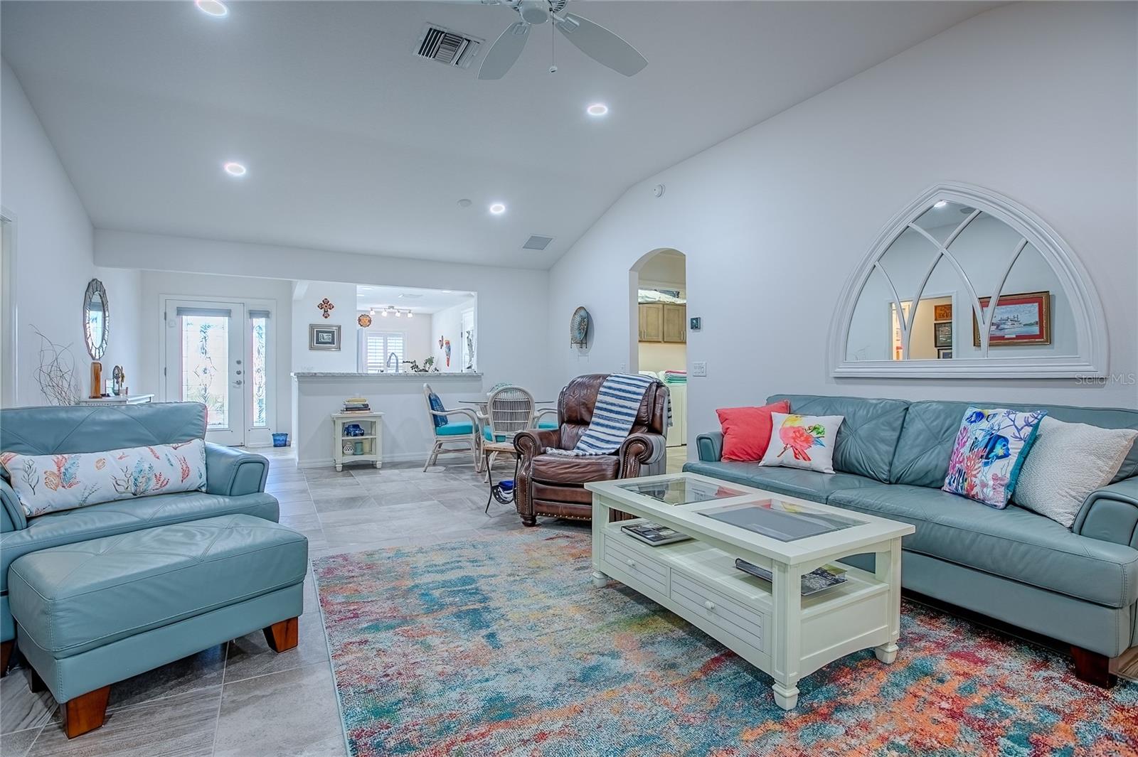 OXFORD OAKS PH 2 UN #833 - Residential