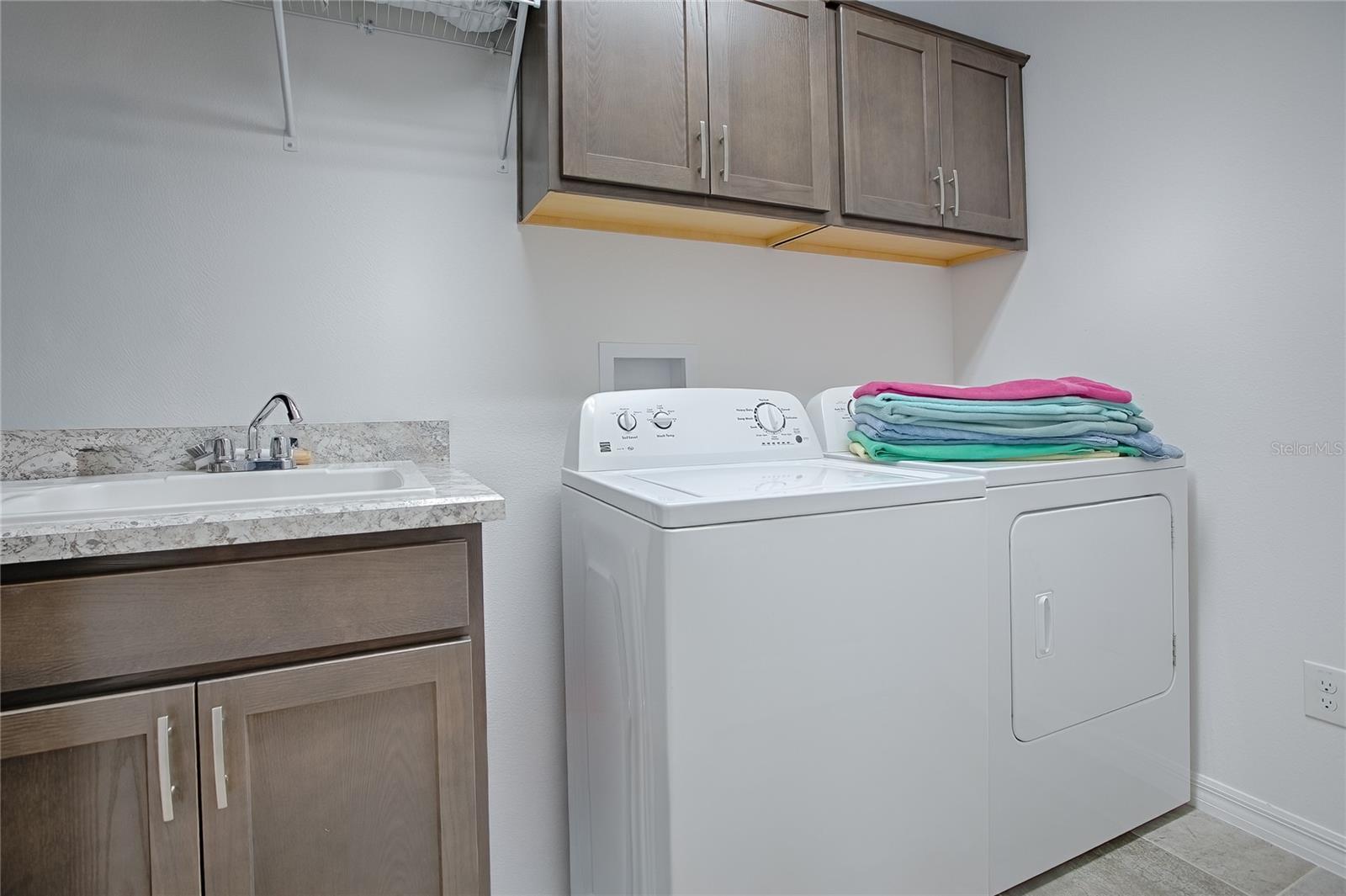 OXFORD OAKS PH 2 UN #833 - Residential