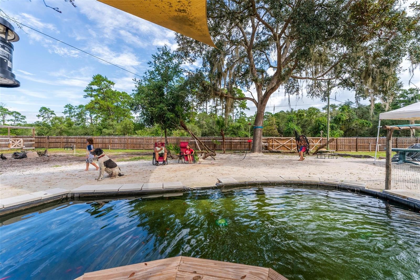 FRST LAKE CAMPSITES - Residential