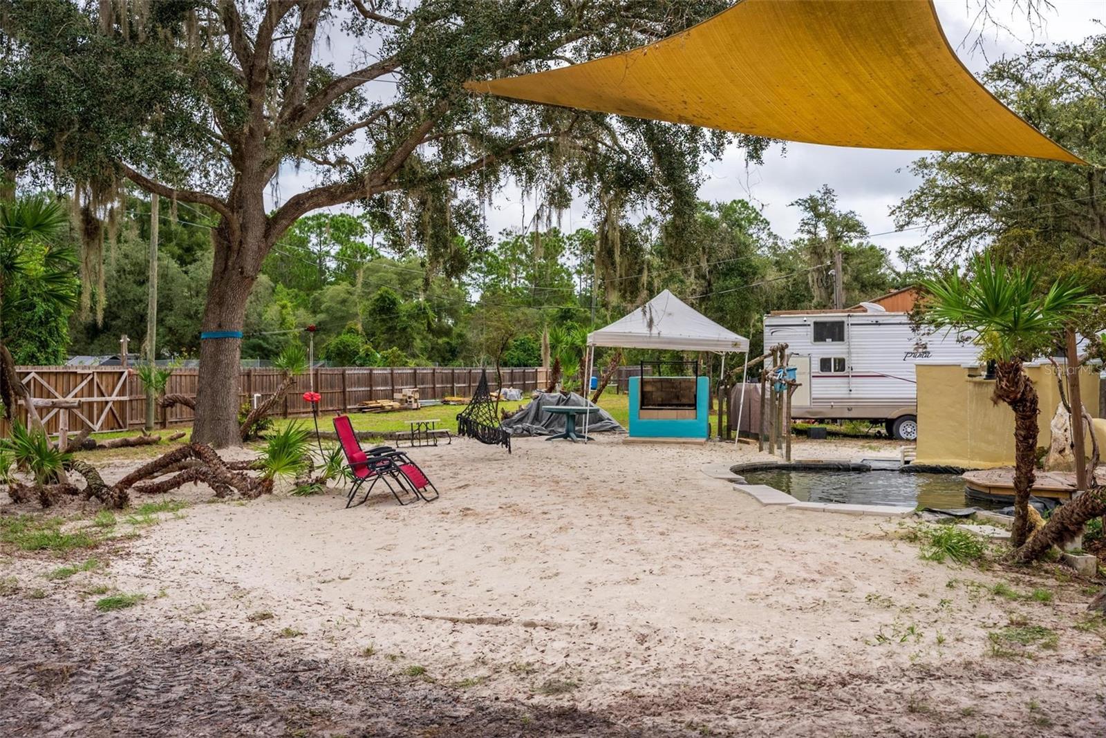 FRST LAKE CAMPSITES - Residential
