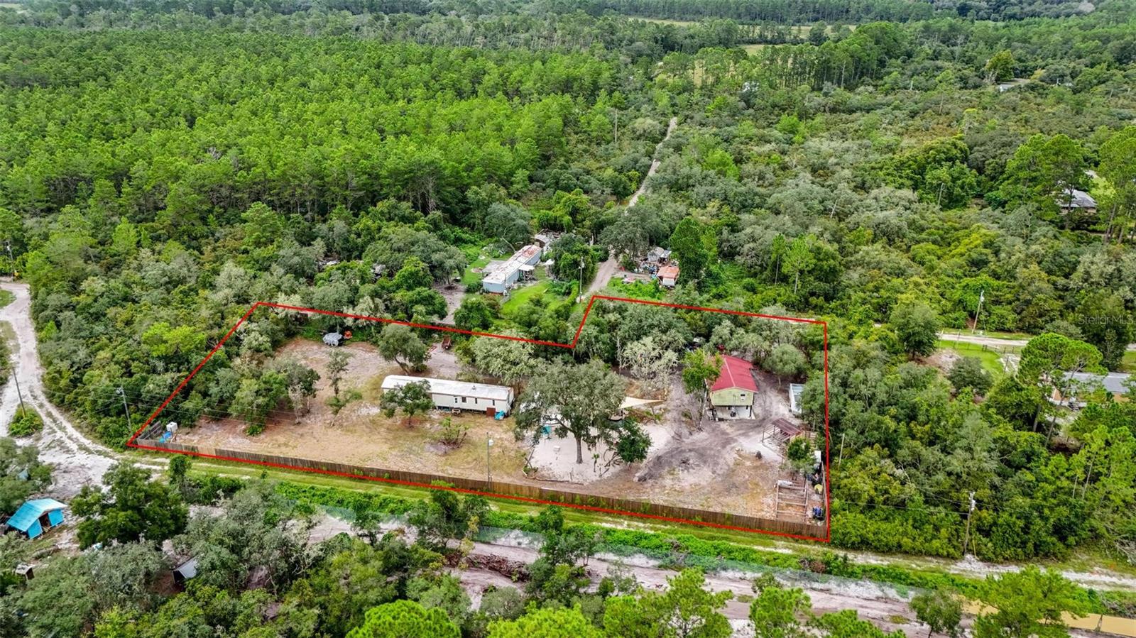 FRST LAKE CAMPSITES - Residential