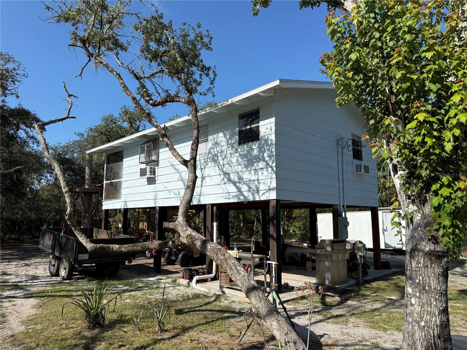 FRST LAKE CAMPSITES - Residential