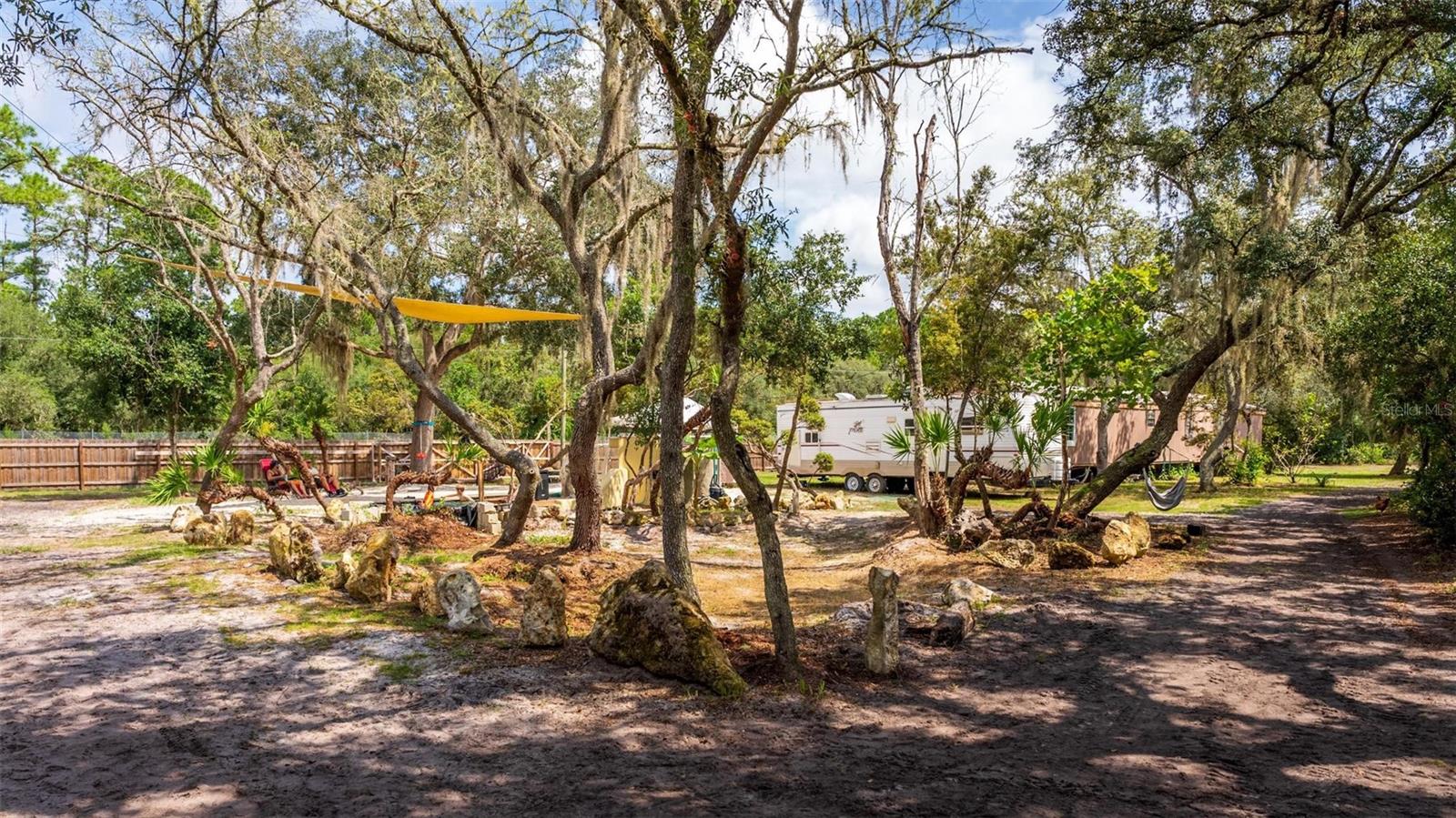 FRST LAKE CAMPSITES - Residential