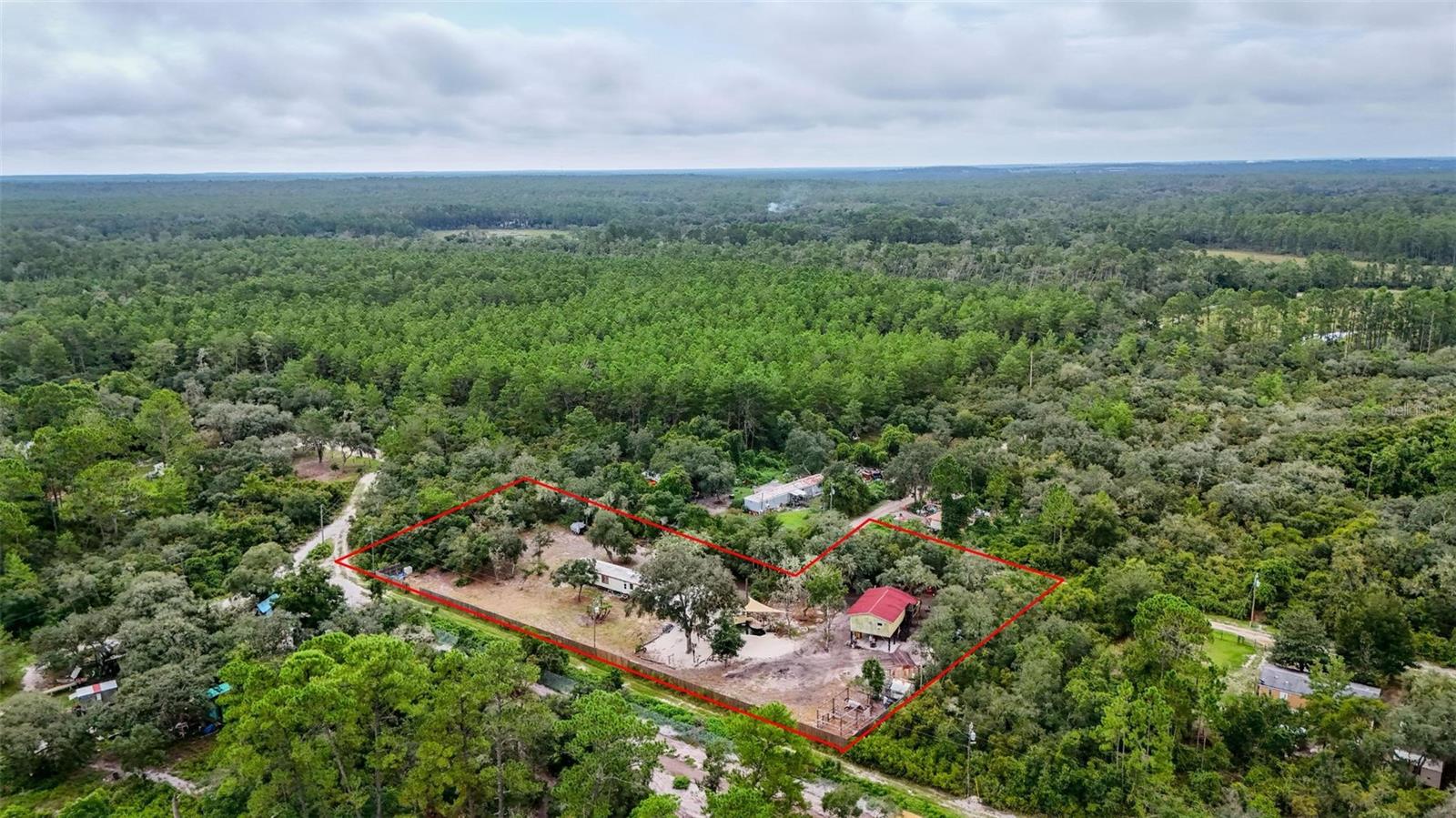 FRST LAKE CAMPSITES - Residential