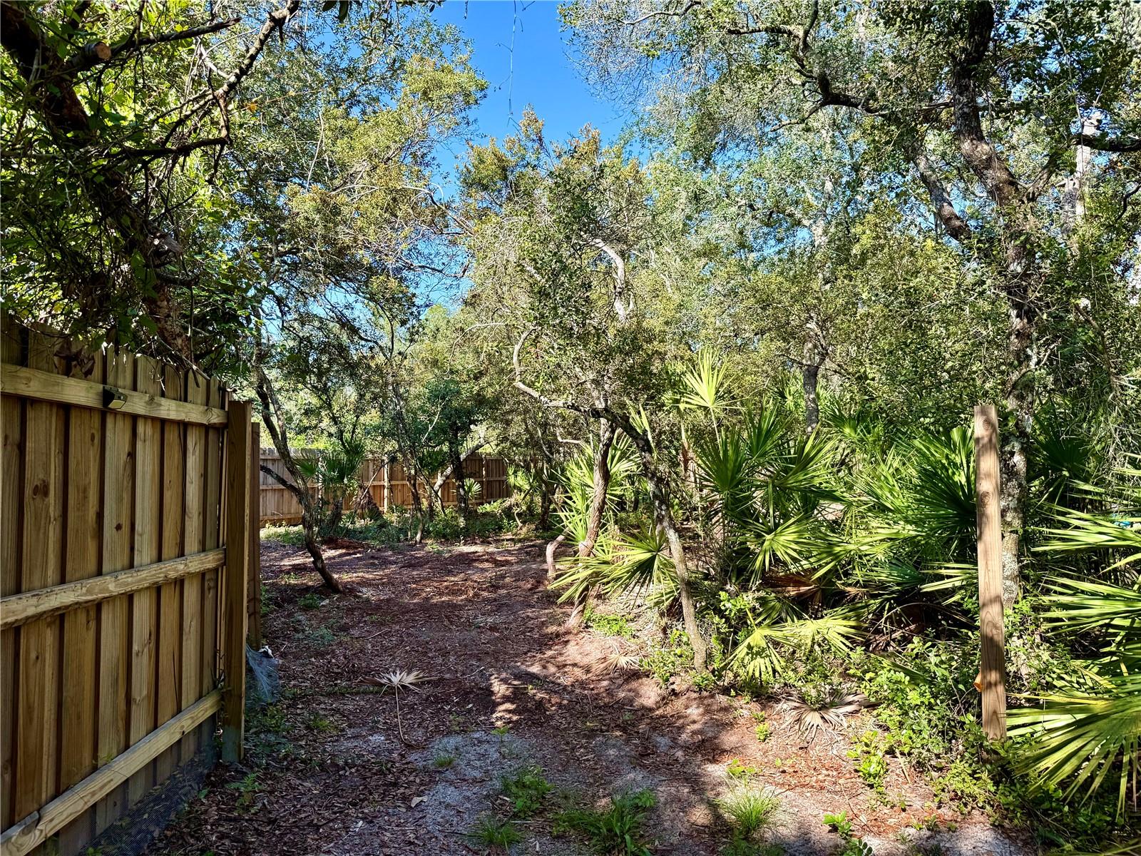 FRST LAKE CAMPSITES - Residential